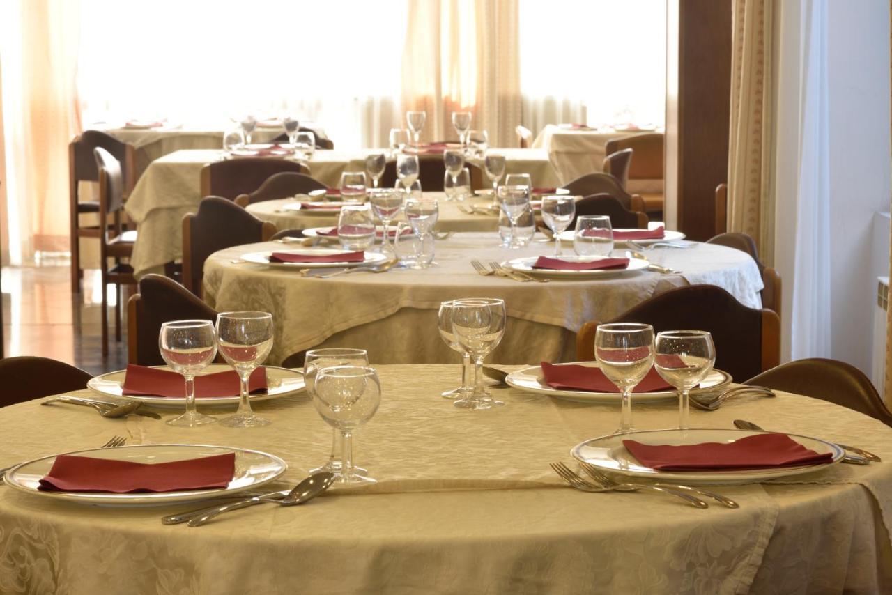 Hotel Bergamo Mare Mhotelsgroup San Bartolomeo Al Mare Bagian luar foto