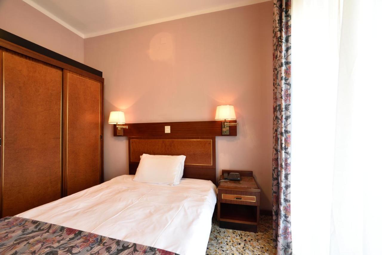 Hotel Bergamo Mare Mhotelsgroup San Bartolomeo Al Mare Bagian luar foto