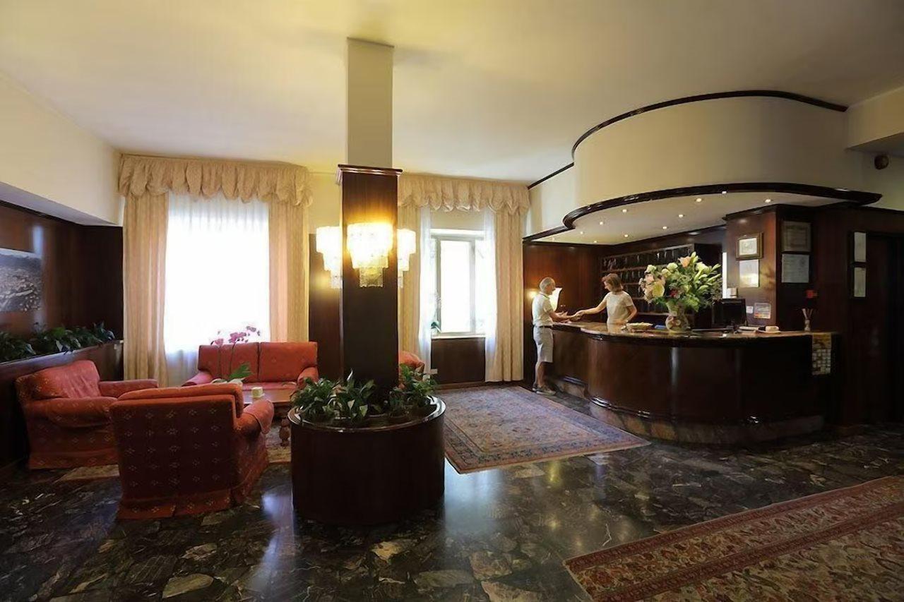 Hotel Bergamo Mare Mhotelsgroup San Bartolomeo Al Mare Bagian luar foto